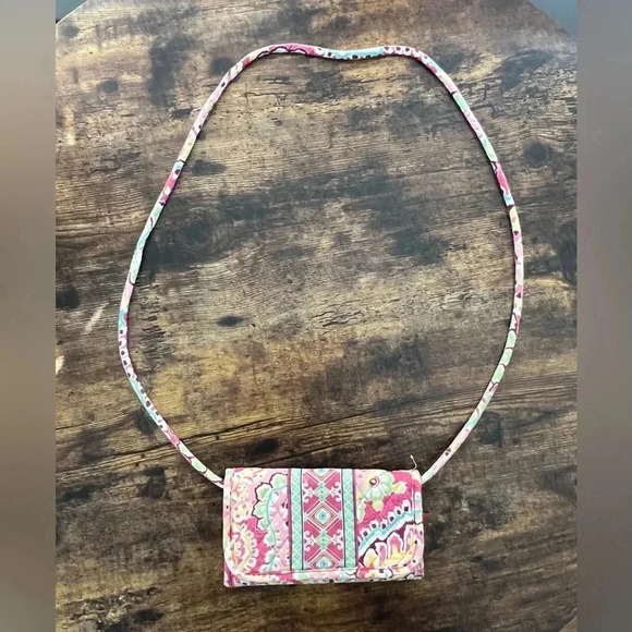 RETIRED: Vera Bradley | Capri Melon pattern hanging wallet/wristlet. - Picture 1 of 16